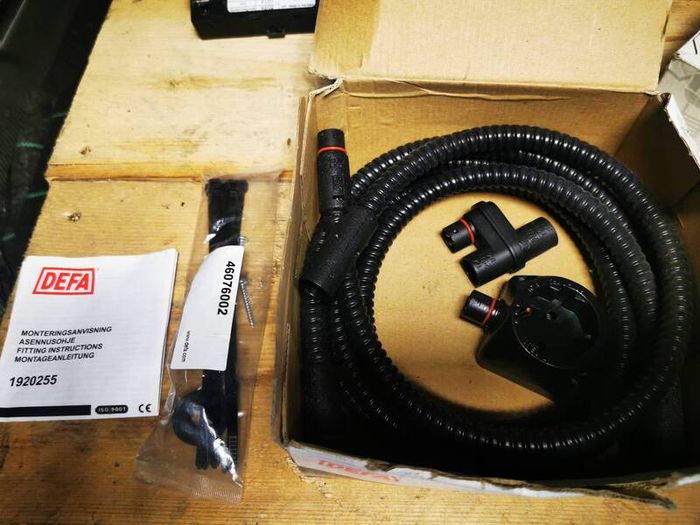 Campervan, Defa interconnection lead 460769, Power supply and battery charging
