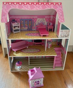 Doll House