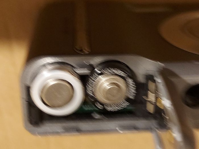 PENTAX 7 Megapixels Digital Camera, takes 2 AA Batterys, works fine, in very good cosmetic condition