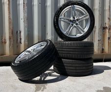 Genuine Audi A4/S4 18" Alloy Wheels - Like New