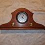 Vintage small wooden mantel clock Image 4