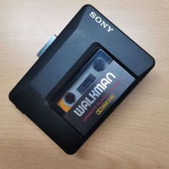 SONY WM-2013 Walkman Cassette Player