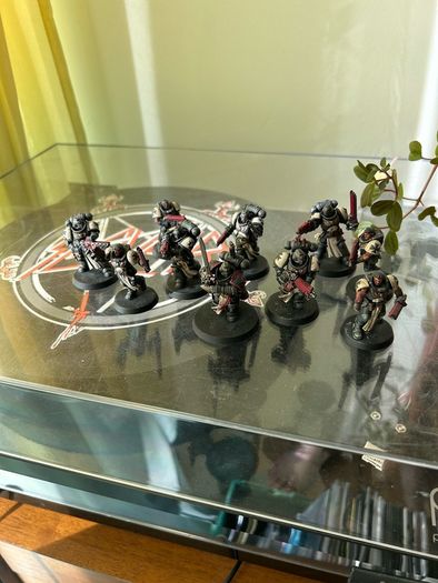 Black Templar Space Marine crusader squad