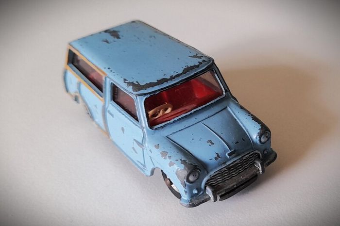 Diecast Vintage Dinky Toys Austin Se7en Countryman - Fair to Good Original Condition/No Box