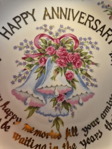 Anniversary Plate Decor