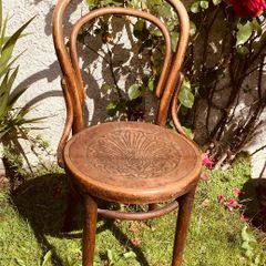 Antique Bentwood Cafe Chair with Original Factory Label Art Nouveau circa 1900 to 1925