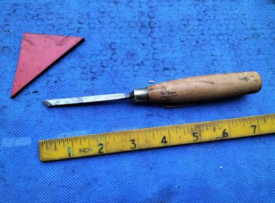 Carvers Skew Chisel by H. Taylor