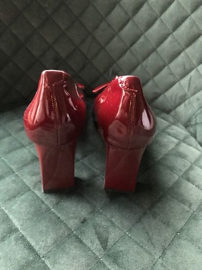 Ladies Shoes