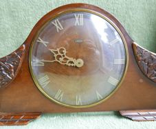 Vintage METAMEC 1950s Mantel Clock - works well