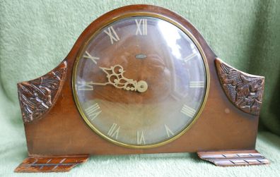 Vintage METAMEC 1950s Mantel Clock - works well