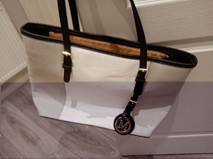 hand bag