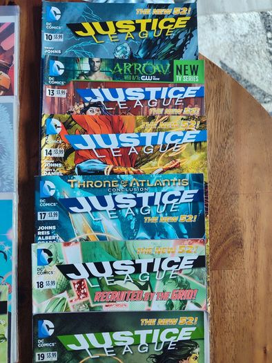 Massive DC & Marvel Comic Collection Batman, Justice League, Spiderman