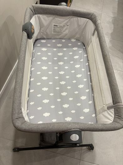 Nuby Sleep by me Crib- Co sleeper