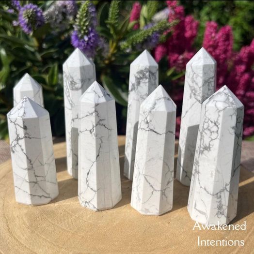 Variety of Crystal/Gemstone Towers, Rose Quartz, Clear Quartz, Howlite, Tigers Eye and more