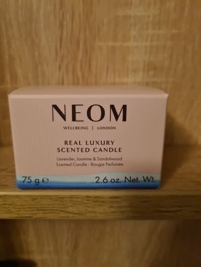 NEOM Wellbeing London. Real Luxury Scented Candle (Travel) RRP 23,00.