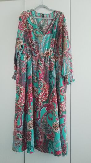 Maxi dress