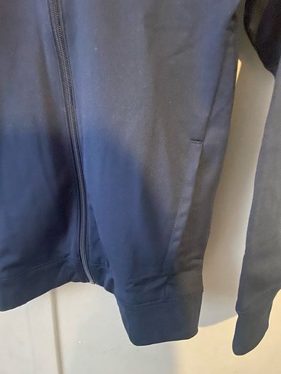 BNWT Under Armour Zip Up YXL