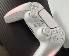 PS5 for sale working perfect with one controller