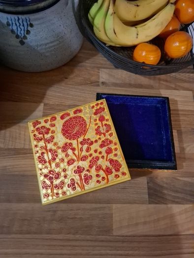 Jewellery box