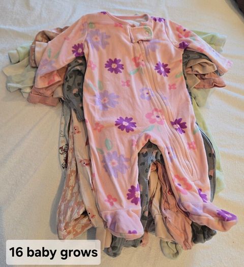 Baby girls clothes 0-6months