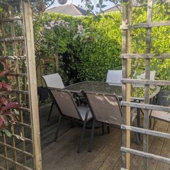 Garden Patio Dining Set - Table and 6 Chairs