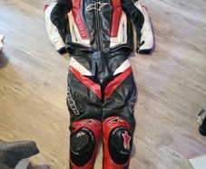 Alpinestars 2 pice leathers Rc1 apex