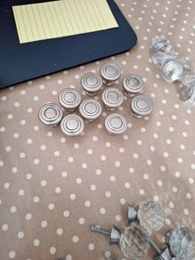 press knobs
