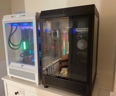 (Dual Xeon X99 36C / 72T Server) (RTX 3090) (1TB SSD) (48GB DDR4 RAM)(White Thermaltake 900 tower tempered glass case)
