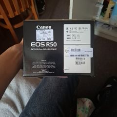 Canon Eos R50