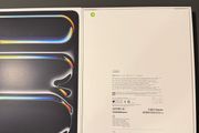 iPad Pro 13-inch,256GB (M5 2025) WiFi  (IRISH STOCK) Brand New Sealed 1 year Apple warranty