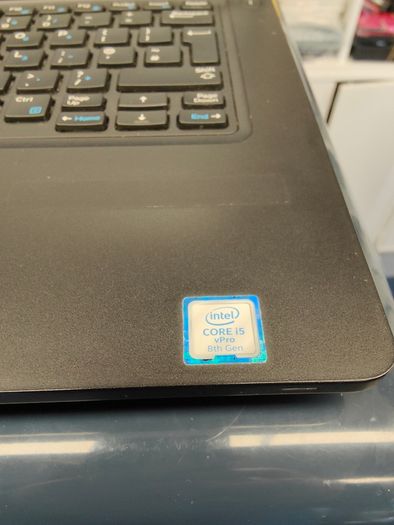 Dell Latitude 5490 14" Laptop Core i5-8350U 8GB RAM 256GB SSD Windows 11 Pro.