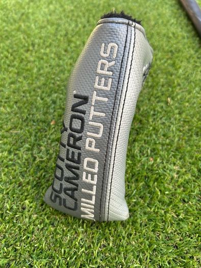 Scotty Cameron Select Newport Notchback