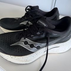 Saucony Endorphin Speed 4 race shoe