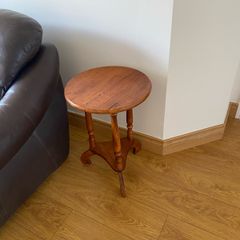 Side sofa table