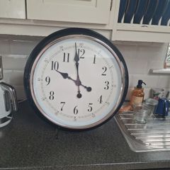 Large wall clock