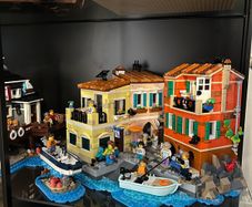 21359 Lego - Italian Riviera + Italian Market Van
