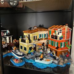 21359 Lego - Italian Riviera + Italian Market Van
