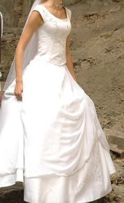 2 Piece Wedding Dress Size 8