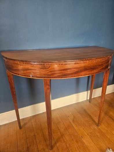 Vintage Demi-lune table