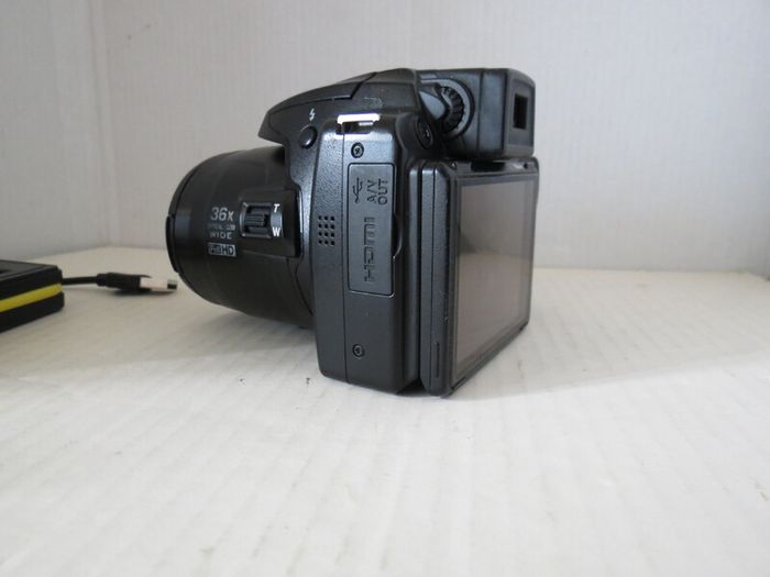 Camera Nikon Coolpix P500