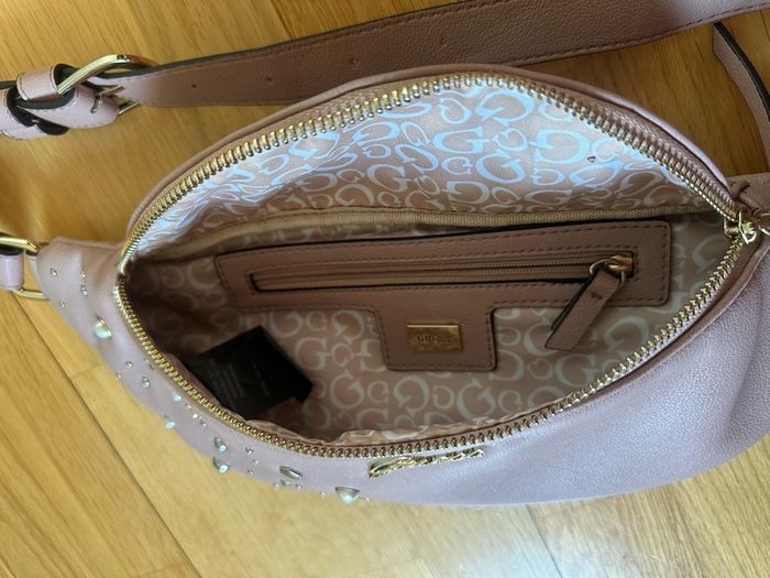 guess bag