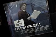 Frank Sinatra ! Icon ! CD ! Brand New and Sealed ! 2013 !