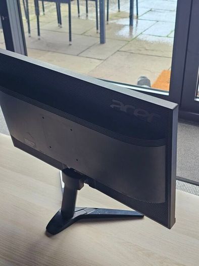 Acer 27 inch built-in speakers