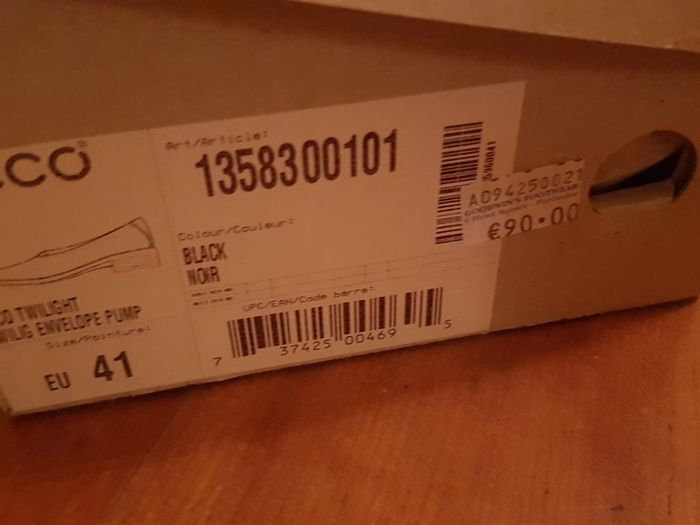 Black Ecco shoe  size  7