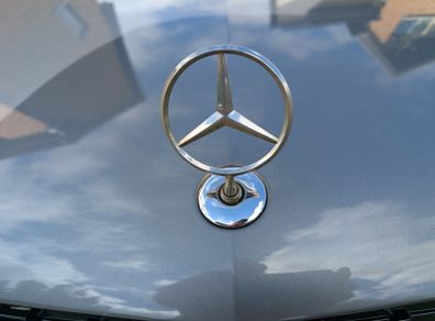 Genuine Mercedes benz bonnet 'raising star' badge