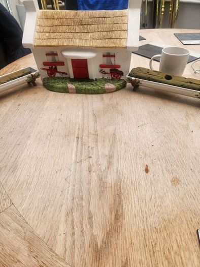Thatched cottage 14 " x 9 "