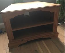 Free corner wooden tv stand