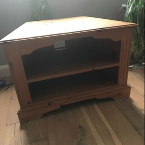 Free corner wooden tv stand