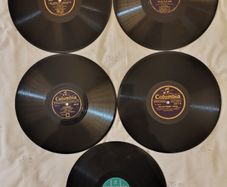 5 Columbia Gramaphone Records