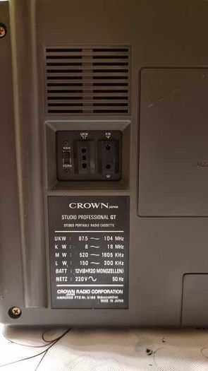 From 1977 Rare CROWN Studio Professionell GT, all function works good.
